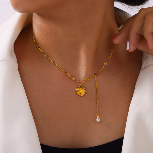 Titanium Steel Imitation Pearl Heart Pendant Necklace